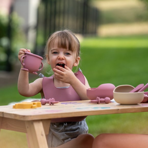 8 Piece Silicone Dining Set - Picture 4 of 5